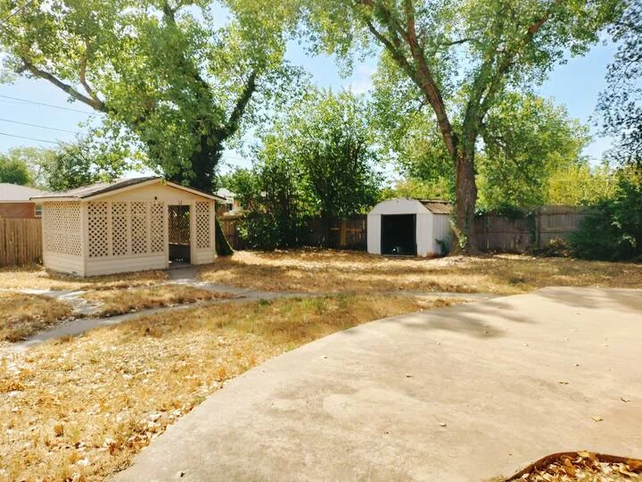 Golden Sunflower’s Cottage <span class="mfrsm-badge mfrsm-badge-available">Available now</span>